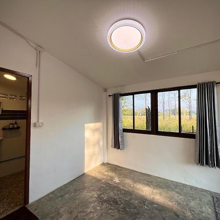 Misfits Hostel Pai Exterior photo